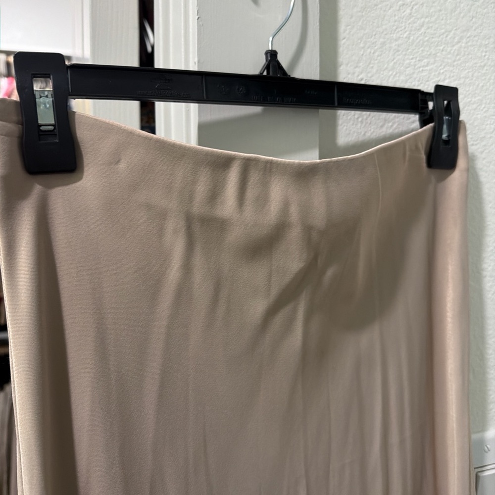 Satin Skirt - Picture 3 of 4